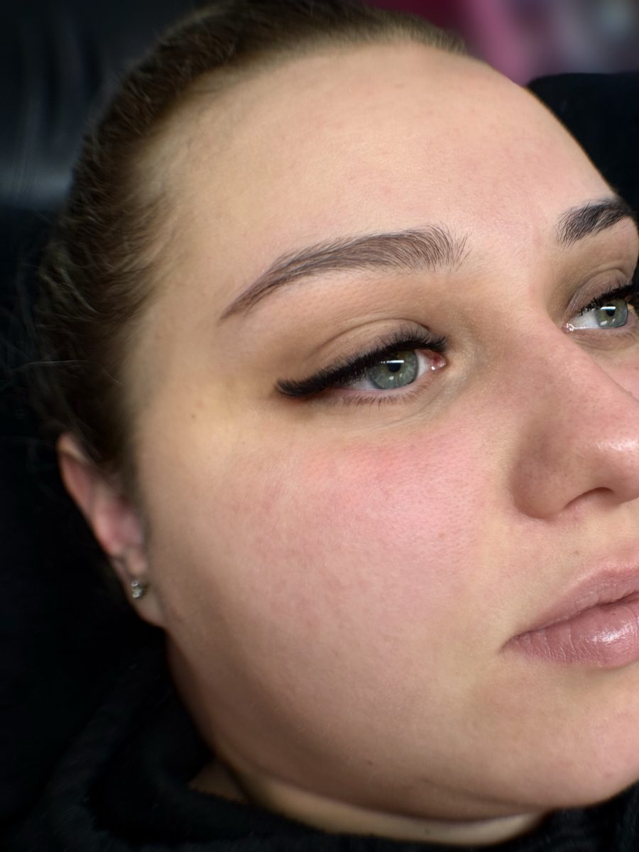 Queen lashes darbai